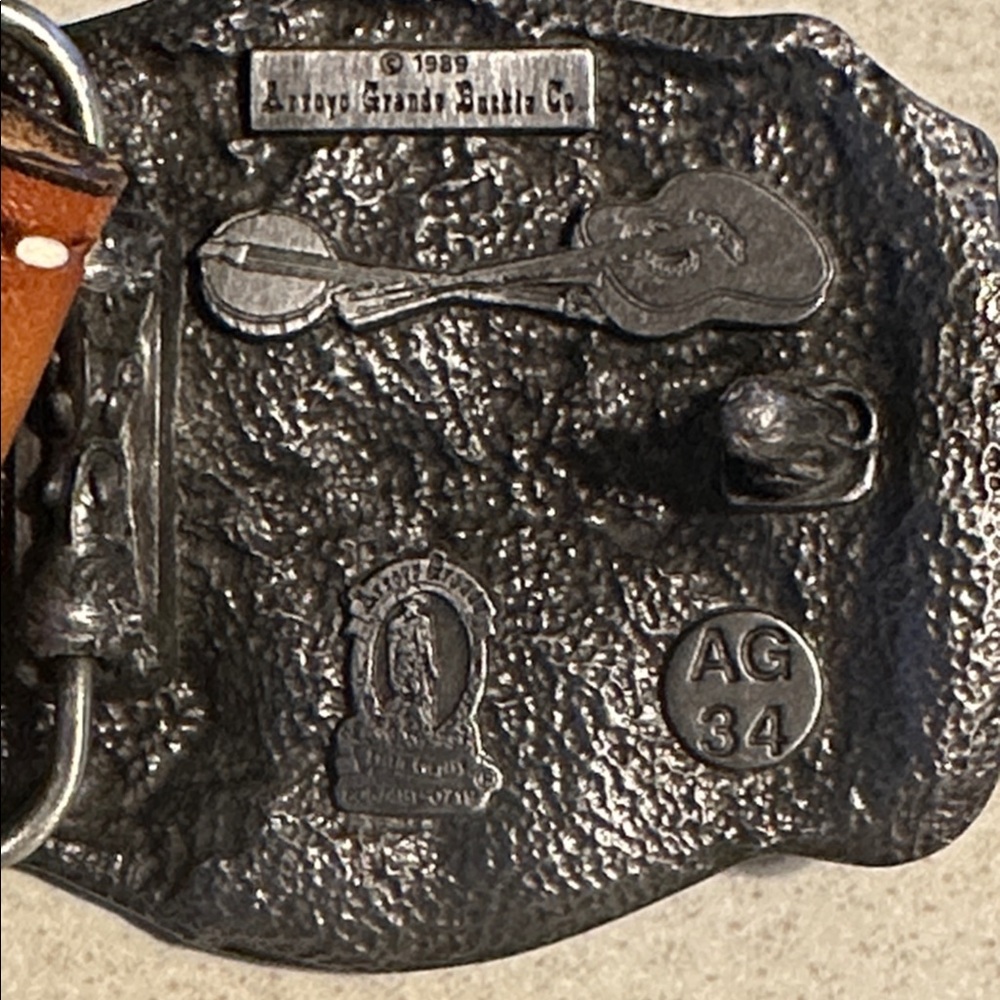 Brown tooled Leather western Belt with Country Music Buckle size 42 plus buckle - Picture 3 of 16